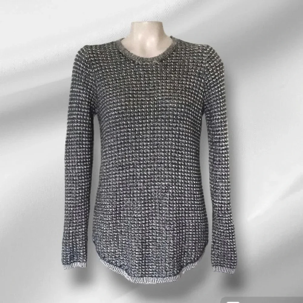 JEANNE PIERRE excellent used
